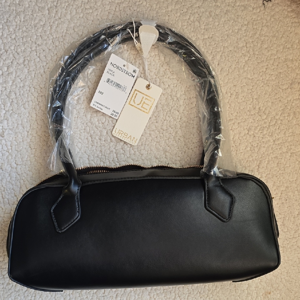 Urban Expressions Elegant Black Shoulder Bag